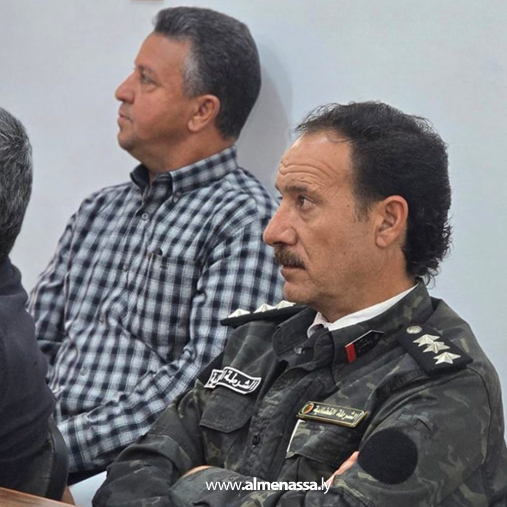 extra1 241 مصلحتي الأحوال المدنية والجوازات في بنغازي تبحثان التعاون المشترك بين الفرعين