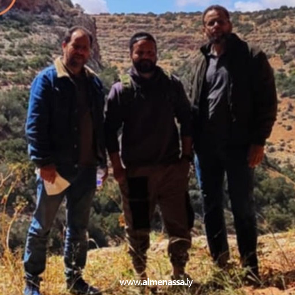 extra1 258 فريق من مراقبة أثار توكرة يجري زيارة لمواقع أثرية في وادي جازا ترجع لما قبل التاريخ