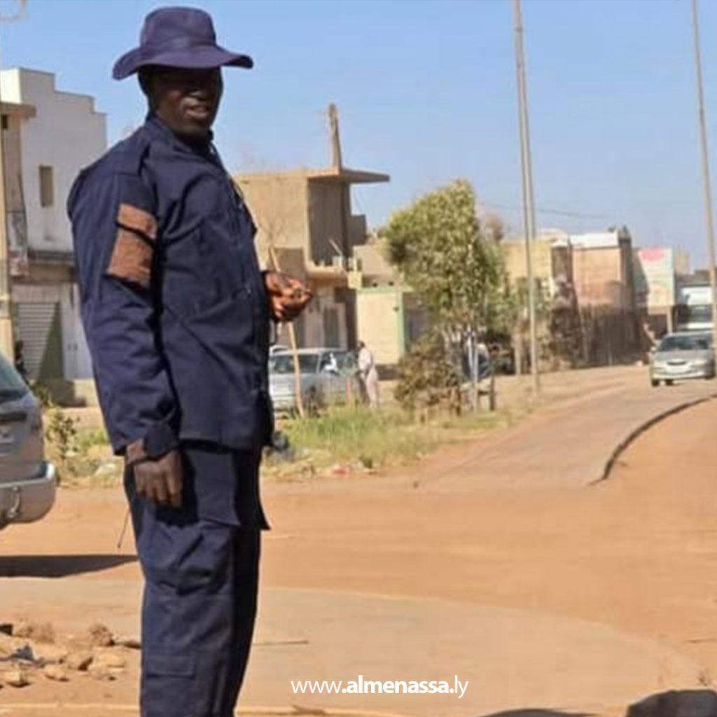 extra1 263 شرطة المرور تباشر خطة انتشار أمني مكثف في براك الشاطئ تنفيذاً لتعليمات مدير أمن الشاطئ