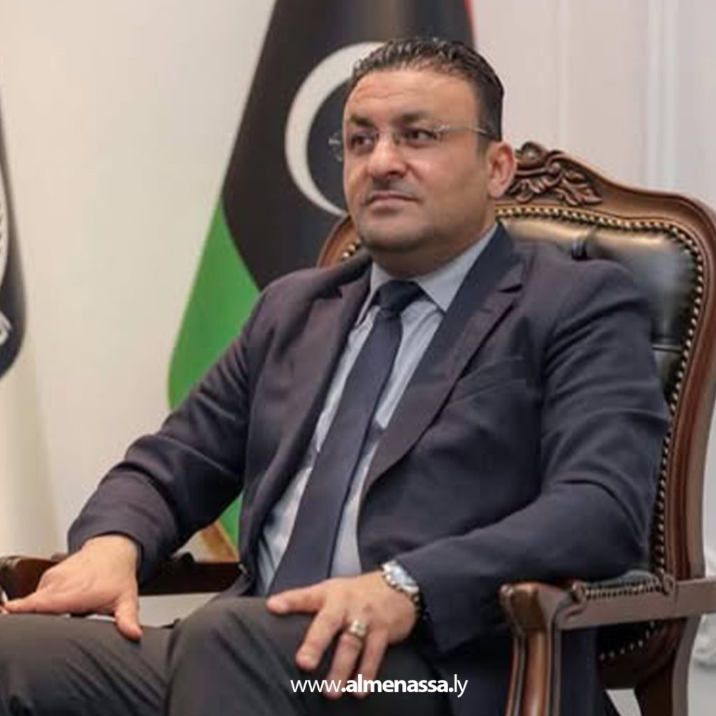 extra11 150 القطراني يبحث تطوير الاتصال الفعال بين وزارات الحكومة الليبية