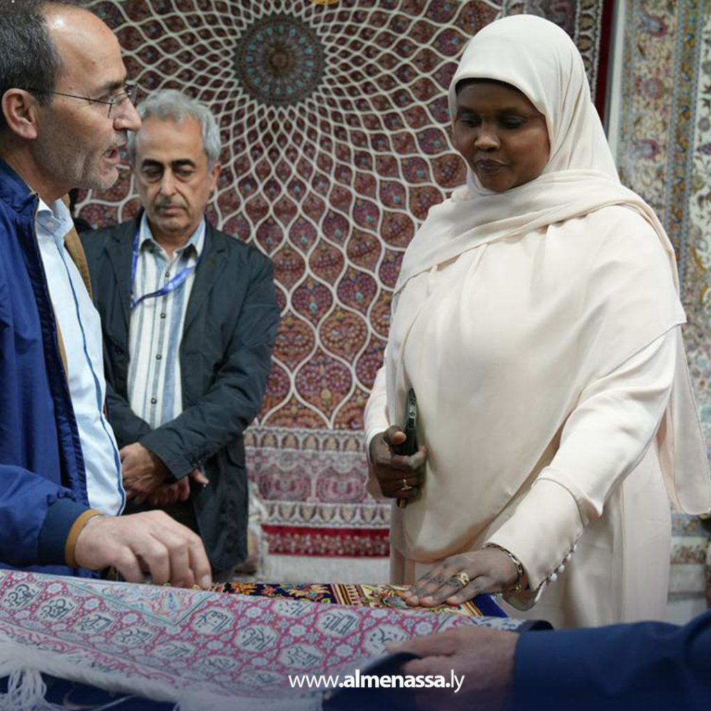 extra11 88 وزيرة الثقافة تزور معرض طرابلس الدولي وتشيد بالدور الثقافي