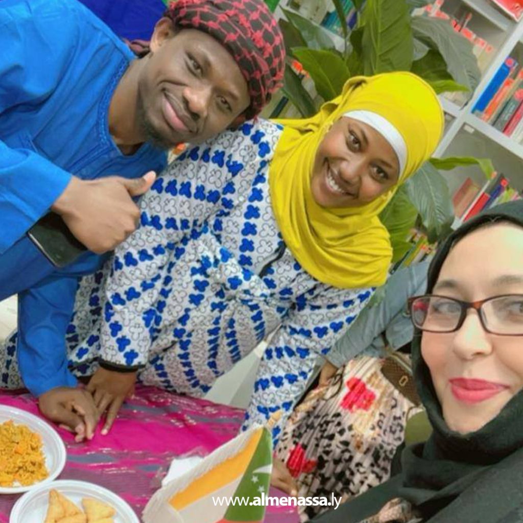 extra1111 39 الملحق الأكاديمي في تونس يشارك في "يوم الطلبة الدوليين" ويبرز الموروث الثقافي الليبي