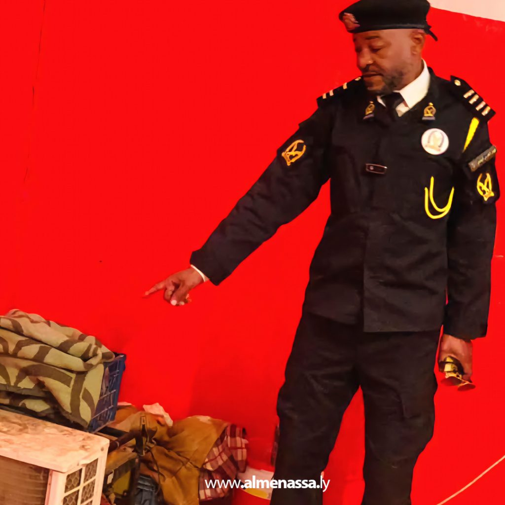 extra111111 3 الحرس البلدي القرضة الشاطئ يضبط لحوماً فاسدة وخضروات منتهية الصلاحية