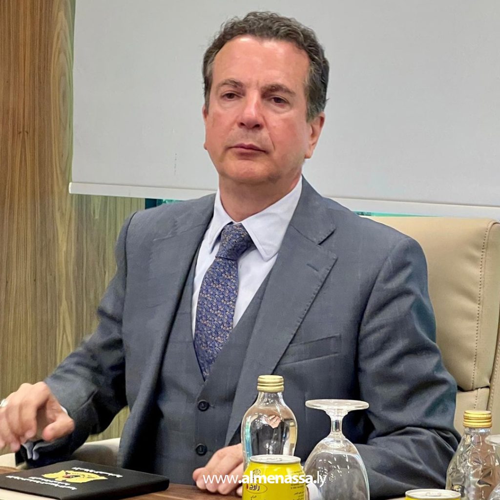 extra2 65 الأمين العام للقيادة العامة يستقبل القنصل العام اليوناني لبحث العلاقات الثنائية