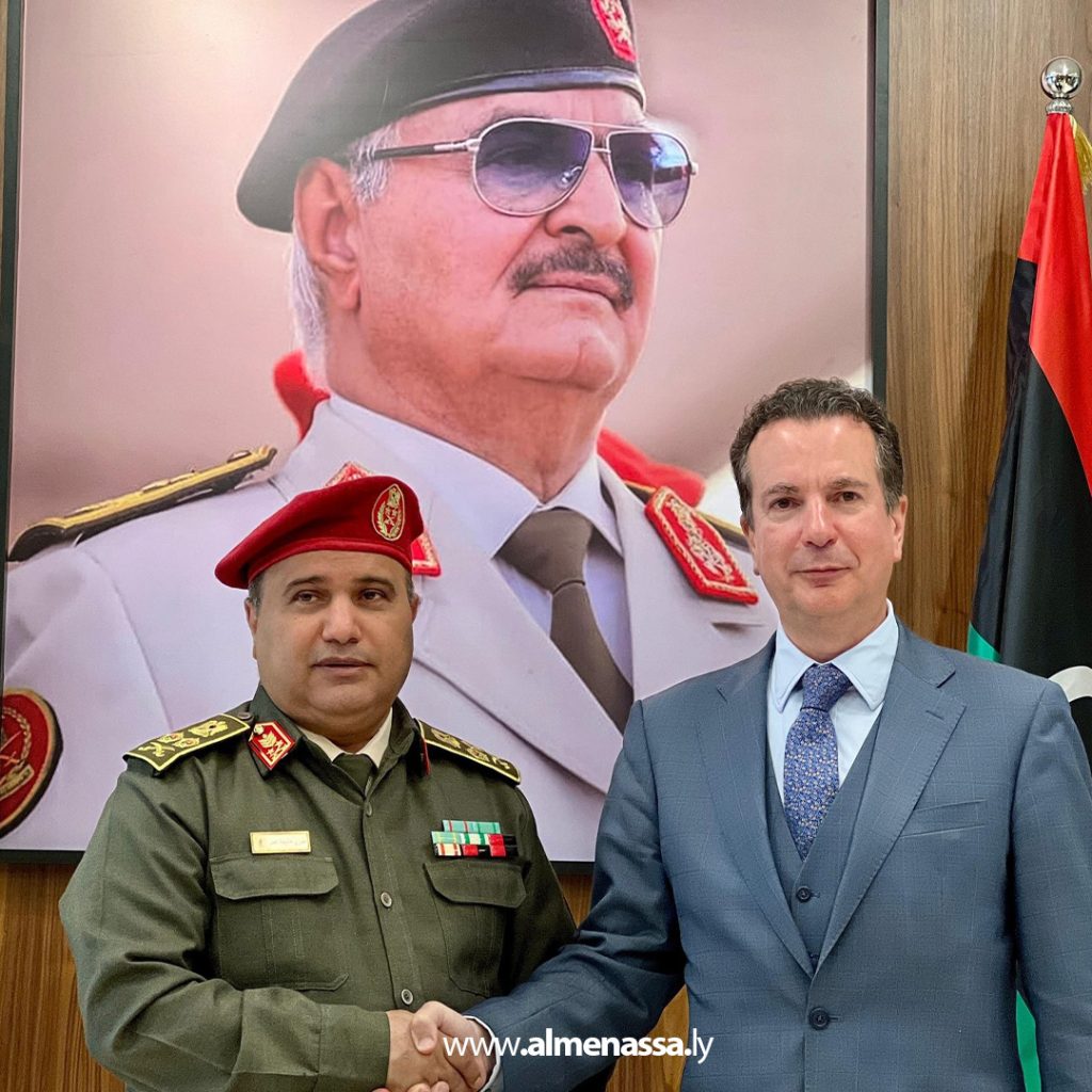 extra4 14 الأمين العام للقيادة العامة يستقبل القنصل العام اليوناني لبحث العلاقات الثنائية