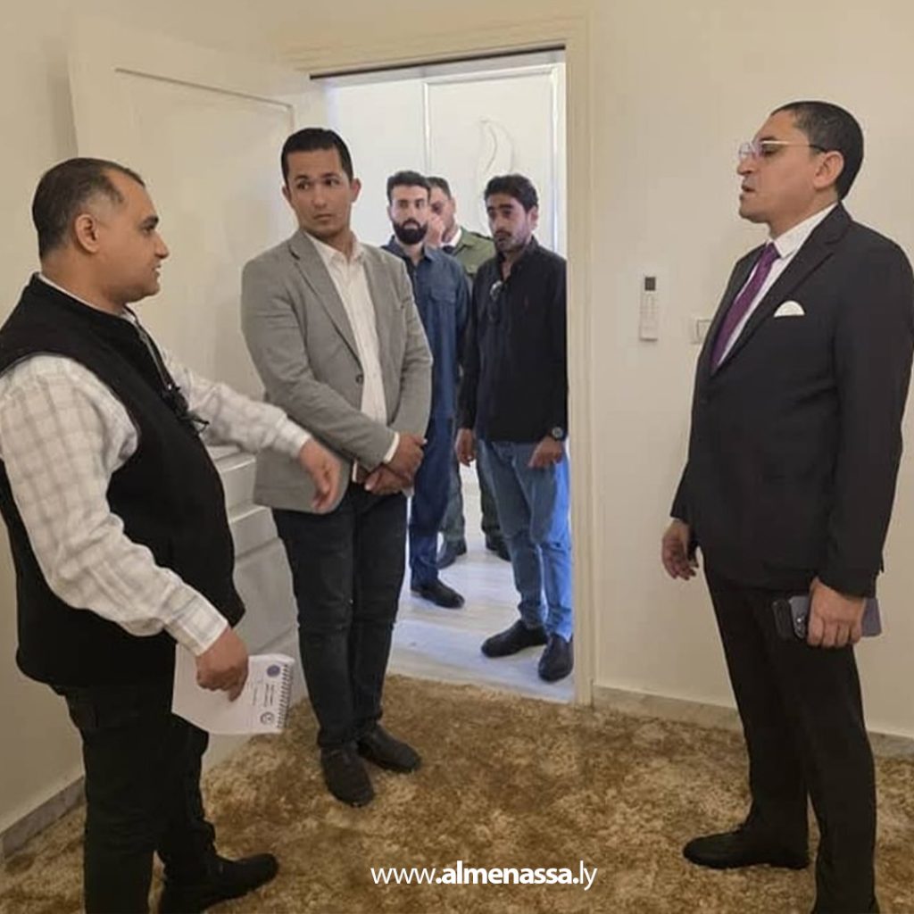 extraذ 3 وزير العمل يتابع افتتاح مقر الوزارة في سرت