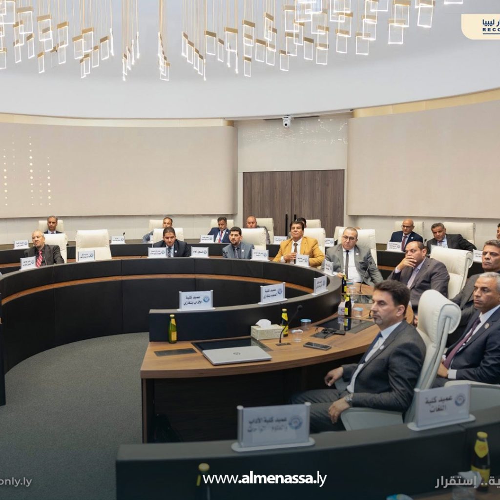 باىة المهندس بالقاسم حفتر يُكرّم أوائل خريجي الهندسة والطب بجامعة بنغازي الموفدين إلى بريطانيا للدراسات العليا