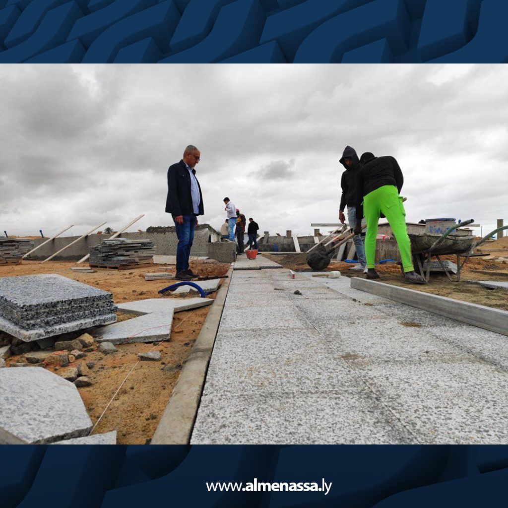 بب تواصل أعمال إنشاء حديقة ومنتزه أبي الأشهر بتاجوراء