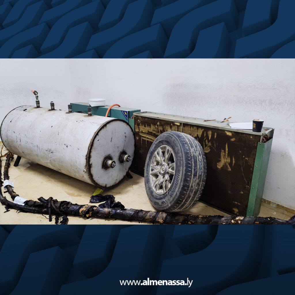 لجنة القبض بجهاز البحث الجنائي تداهم مخزنًا للخمور في النواقية وتضبط كميات كبيرة 3 يل 3