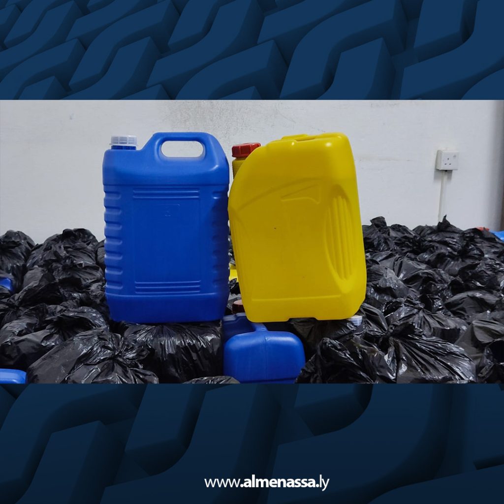 لجنة القبض بجهاز البحث الجنائي تداهم مخزنًا للخمور في النواقية وتضبط كميات كبيرة 1 يلب 1