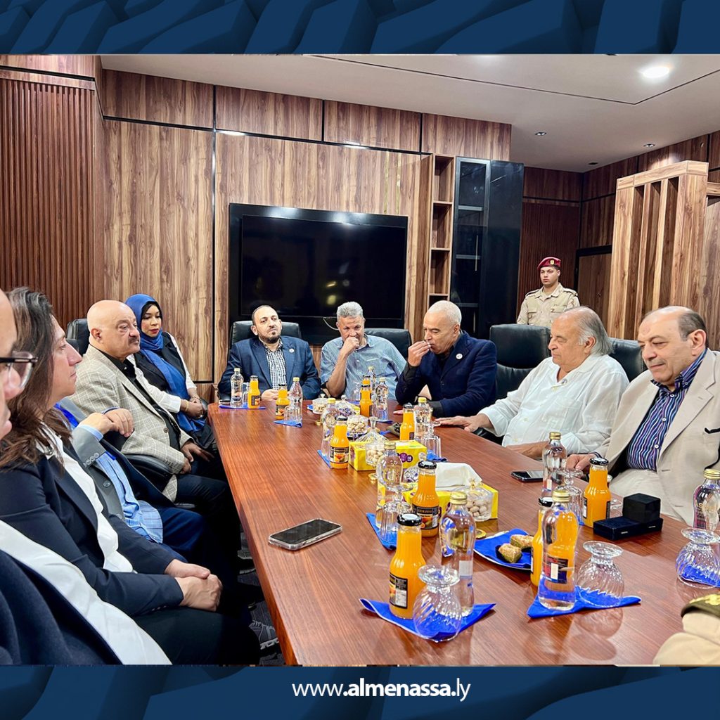 012 وفد الثقافة الرياضية العربي يشيد بجهود القيادة العامة في استتباب الأمن ونهضة بنغازي العمرانية والرياضية