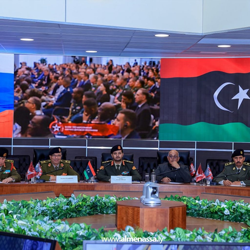 05 الفريق ركن خالد حفتر يلتقي نائب وزير الدفاع الروسي في موسكو ويبحثان تعزيز التعاون العسكري