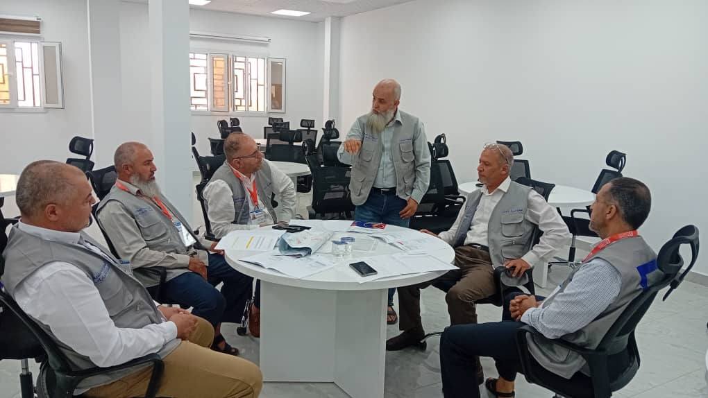 2 4 انطلاق عملية تدريب موظفي مراكز توزيع بطاقات الناخبين استعدادًا لتوزيعها