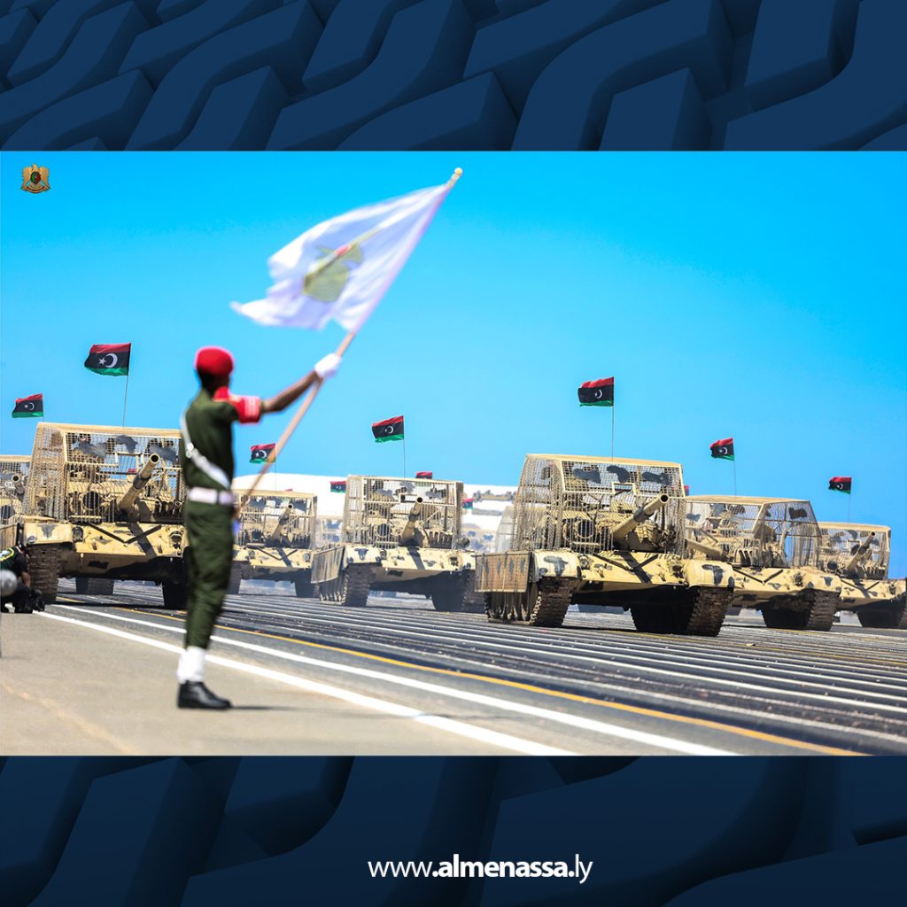 43 القائد العام : سيكون للقوات المسلحة الكلمة الفاصلة في اللحظة الحاسمة