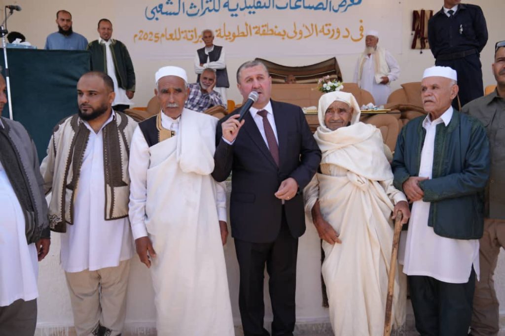922ba917 80b4 400a 8cae ccd34db0e6b2 وزير السياحة يفتتح معرض الصناعات التقليدية في محلة الطويلة بصبراتة