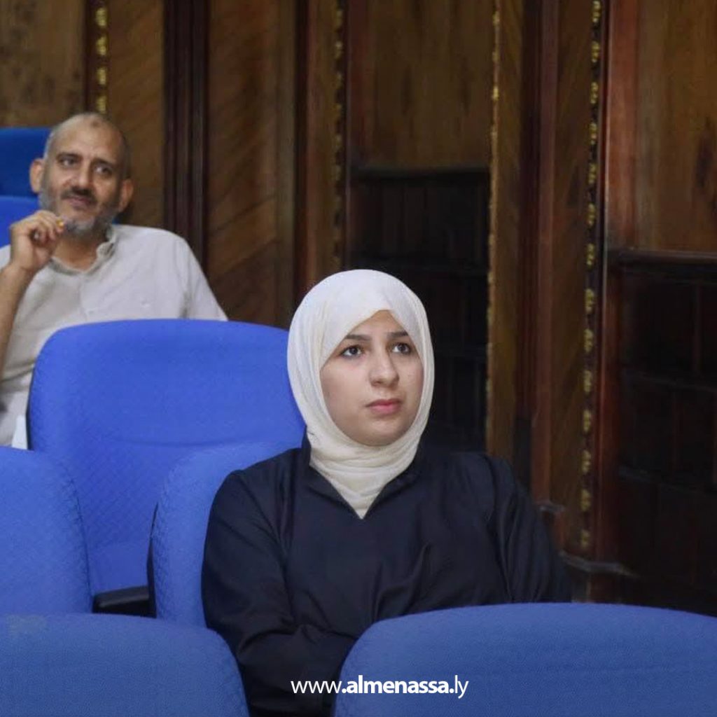 extra 102 ورشة عمل حول "تجنب السرقة الأدبية: الاقتباس والمراجع" بالأكاديمية الليبية للدراسات العليا