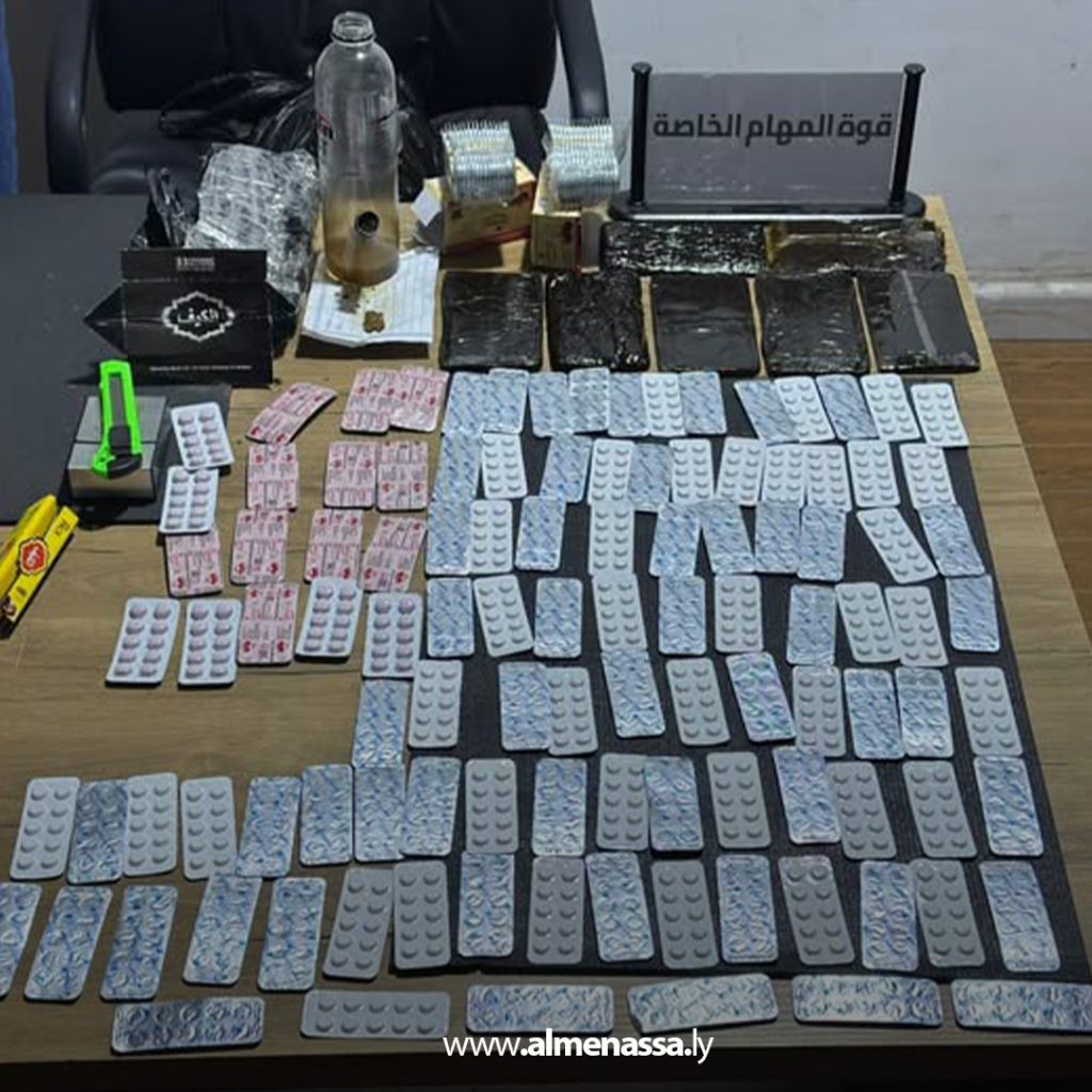 extra 279 المخدرات.. خمس عمليات أمنية في يوم واحد تفضي لضبط تجار ومتعاطين ومواد مخدرة