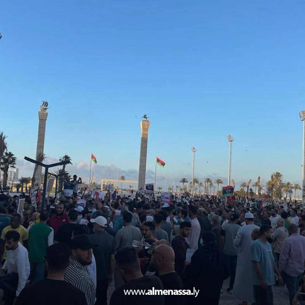 extra Recovered 8 الاحتجاجات تتواصل للجمعة الثالثة بطرابلس مطالبة برحيل الحكومة وإجراء انتخابات