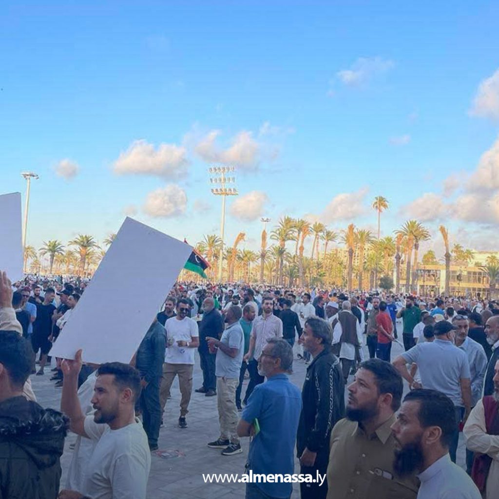 extra Recovered111 1 الاحتجاجات تتواصل للجمعة الثالثة بطرابلس مطالبة برحيل الحكومة وإجراء انتخابات