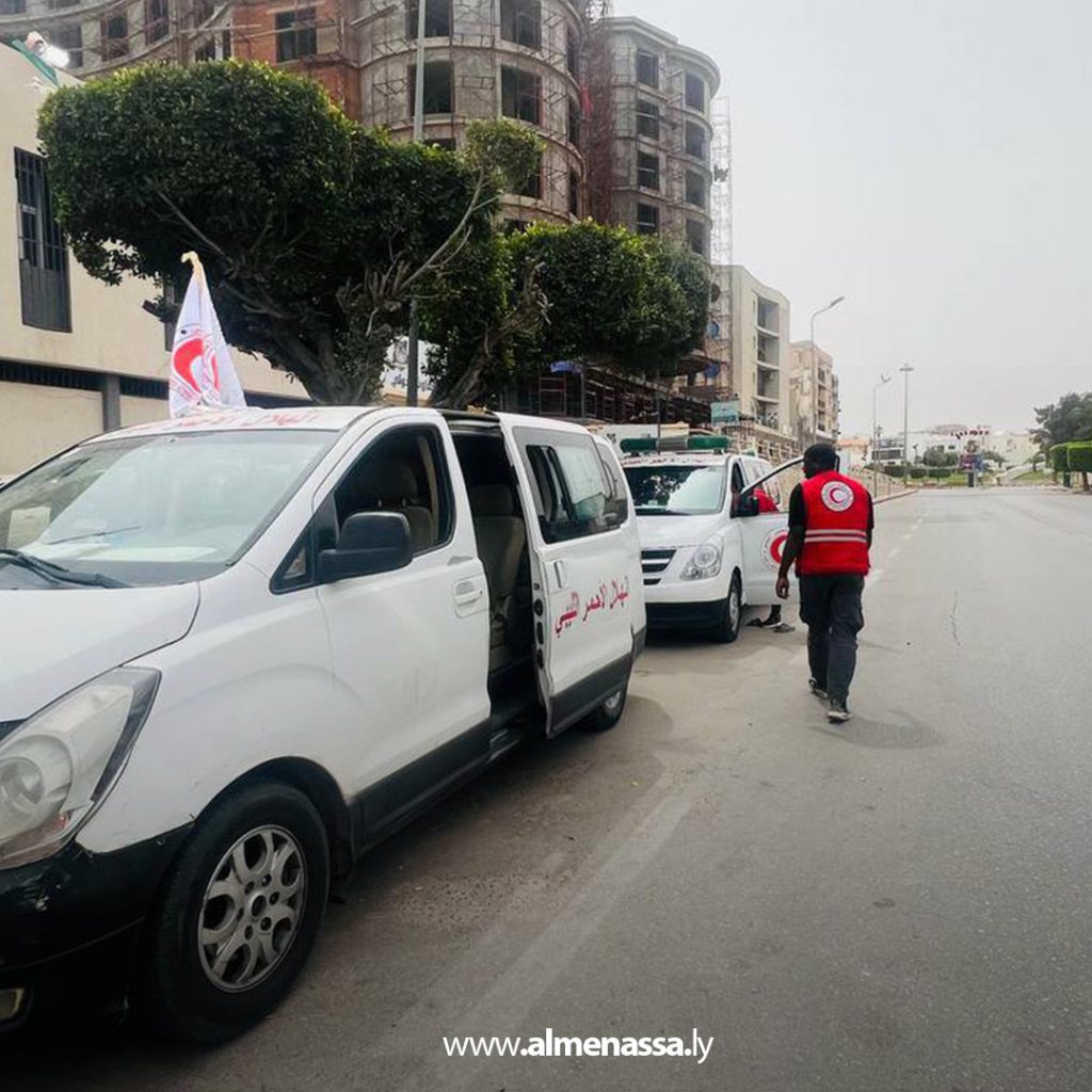 extra1 107 الهلال الأحمر طرابلس ينفذ عمليات إخلاء ويُجري جولات تفقدية عقب إعلان الهدنة