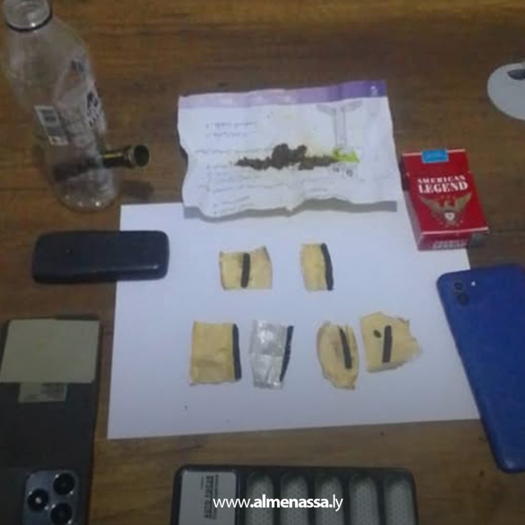 extra1 198 المخدرات.. خمس عمليات أمنية في يوم واحد تفضي لضبط تجار ومتعاطين ومواد مخدرة