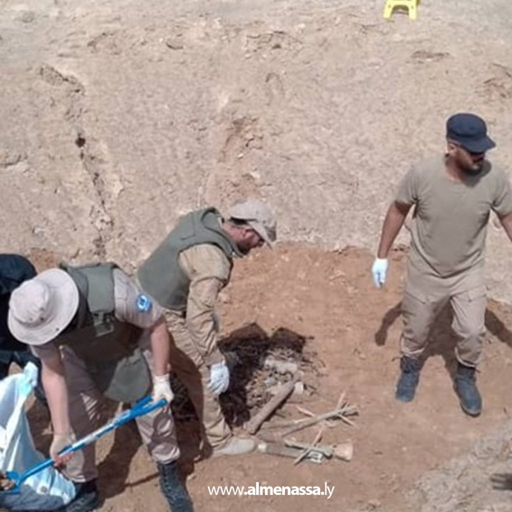 extra1 5 المباحث الجنائية فرع الوسطى تنفذ عملية تفجير ناجحة لمخلفات الحروب