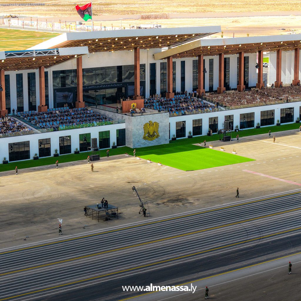 extra11 144 المشير حفتر والمستشار عقيلة صالح يصلان المدينة العسكرية ويعطيان إشارة انطلاق العرض العسكري في الذكرى الـ11 لثورة الكرامة