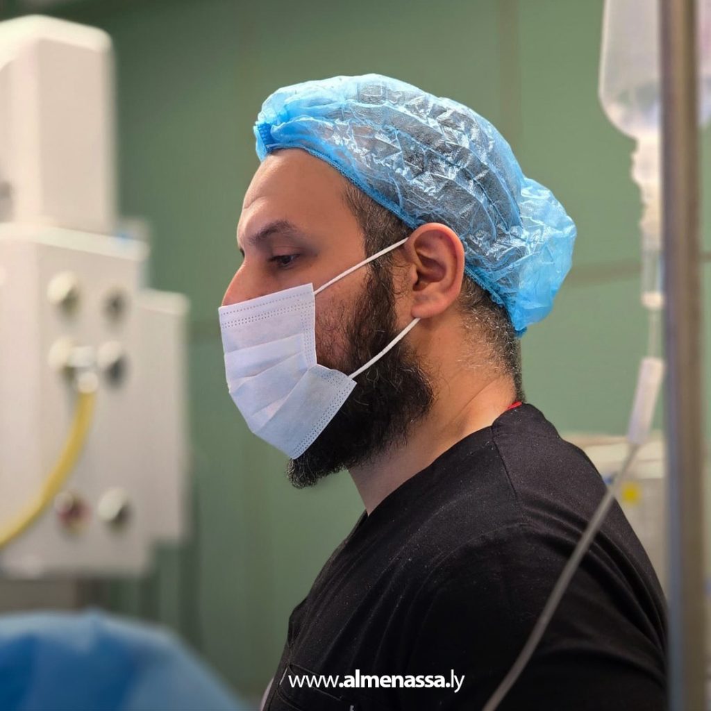 extra11 181 نجاح عملية جراحية معقدة لفتاة عشرينية في مركز بنغازي الطبي