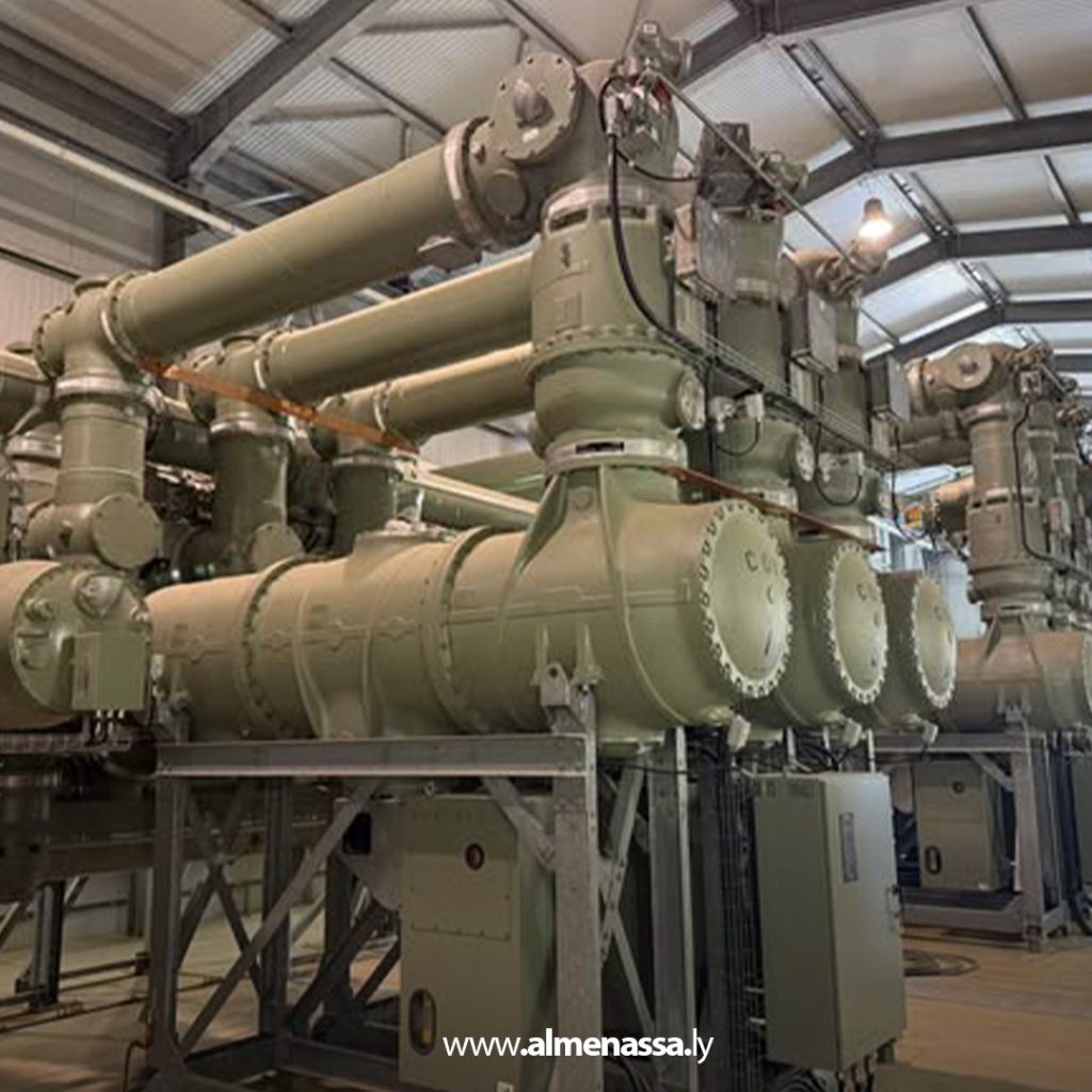 extra11 39 تشغيل مشروع الخط الهوائي 400 ك.ف بين محطتي كهرباء أبو عرقوب والرويس