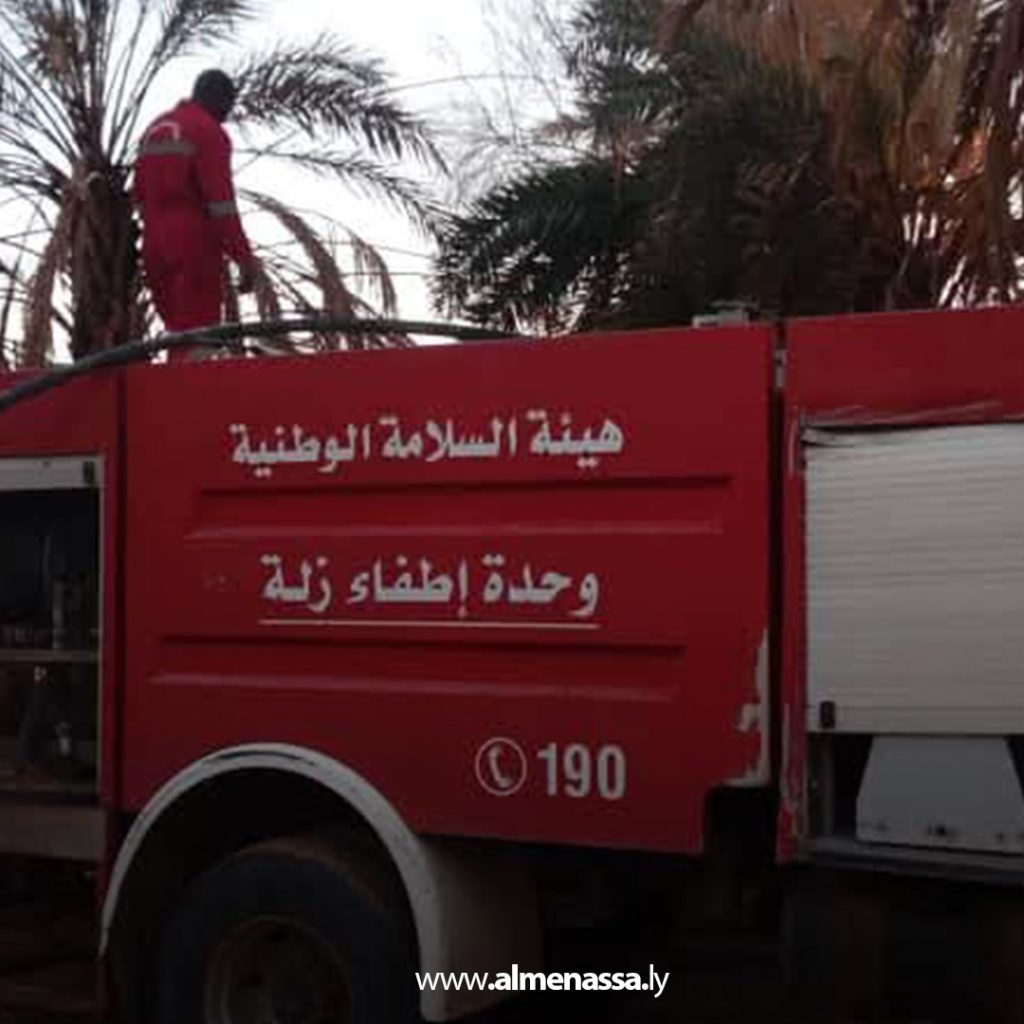 extra11 7 وحدة إطفاء زلة تُخمد حريق في إحدى المزارع بمنطقة تلبساوين