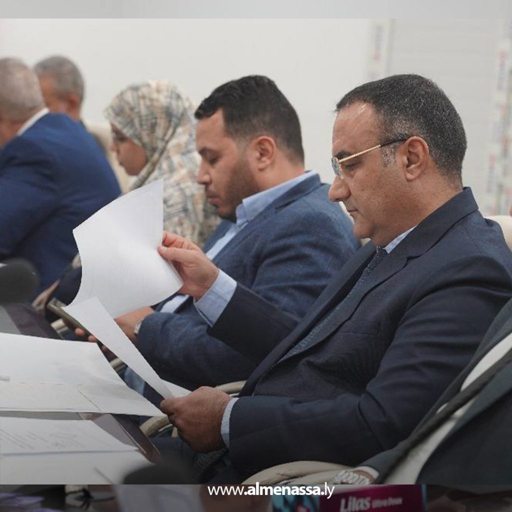 extra11 95 وزارة العمل والتأهيل تعقد اجتماعها الدوري الثالث لعام 2025 برئاسة الوزير علي العابد