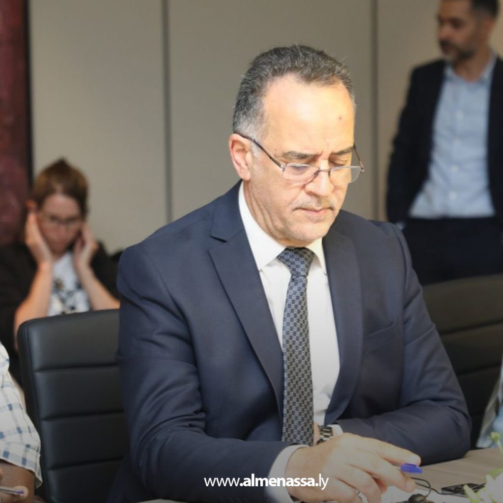 extra111 102 خلال زيارتها لسوق الجمعة.. خوري تلتقي ممثلين عن المنطقة وتدعو لتنحي الدبيبة وإنهاء المرحلة الانتقالية