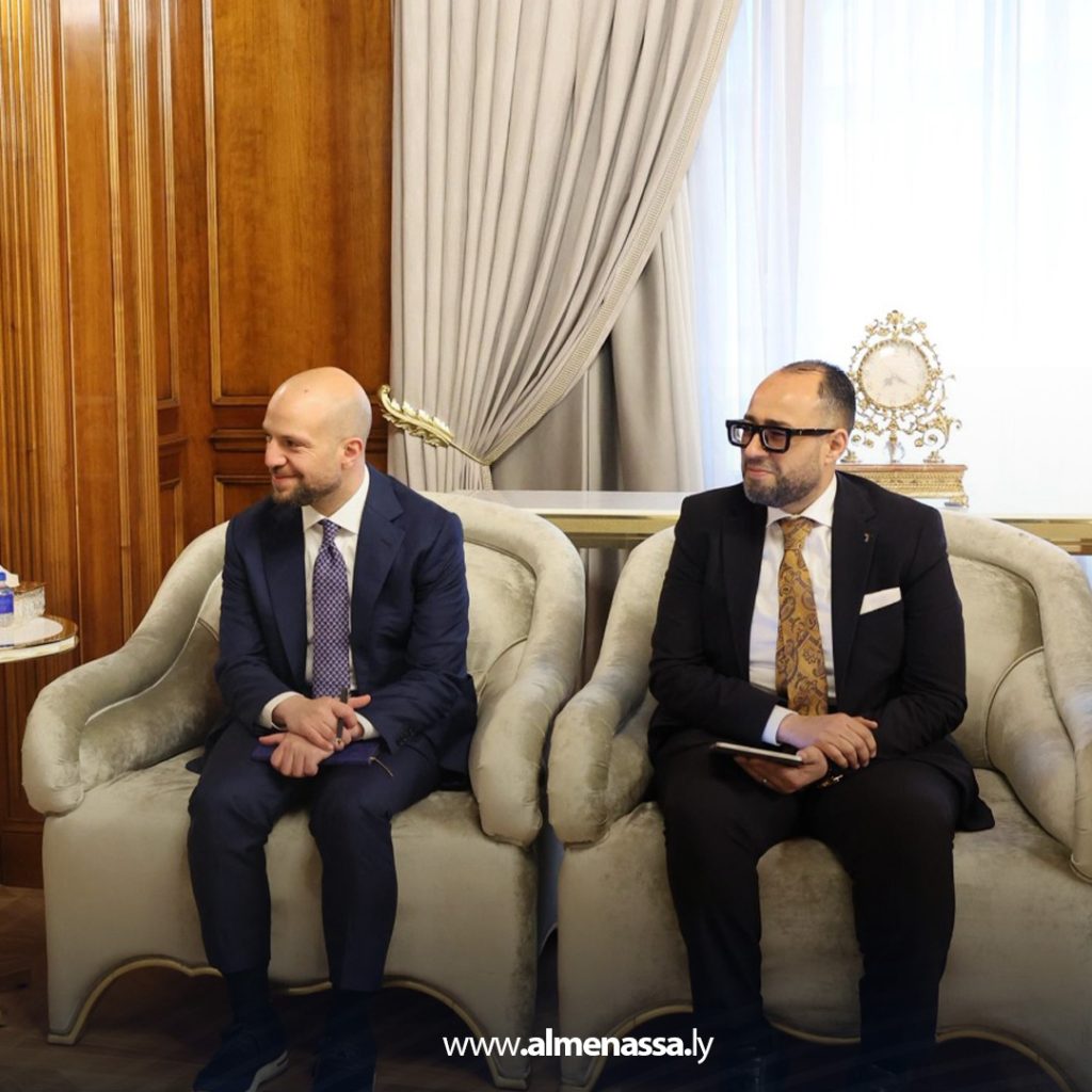 extra111 27 رئيس حكومة الوحدة الوطنية يستقبل وزير الدولة القطري ويبحثان سبل تعزيز التعاون الثنائي