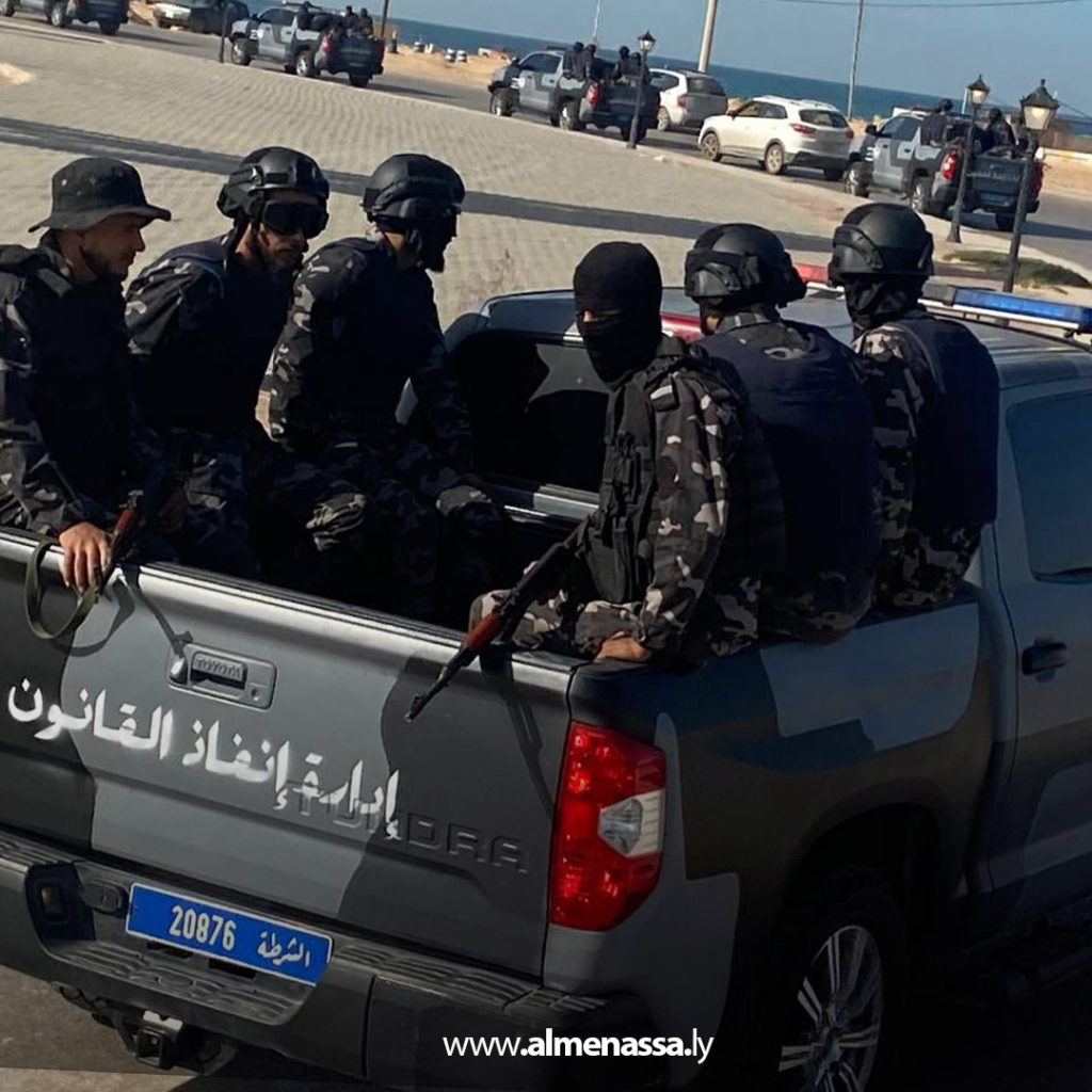 extra111 38 حملة أمنية موسعة في بلدية أبو سليم لتعزيز الأمن