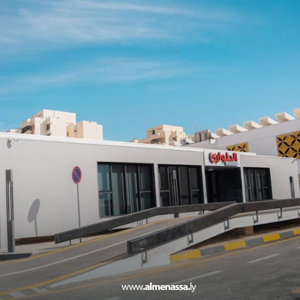 extra111 65 مدير عام صندوق الإعمار يتفقد مشروع تطوير مركز الكيش الطبي في بنغازي