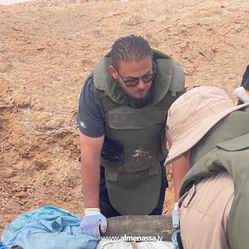 extra1111 2 المباحث الجنائية فرع الوسطى تنفذ عملية تفجير ناجحة لمخلفات الحروب