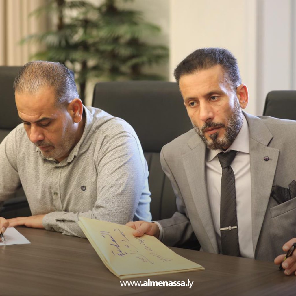 extra1111 22 اجتماع في بنغازي لمتابعة صرف مستحقات المعينين وأصحاب العقود المتعثّرة بالتعليم