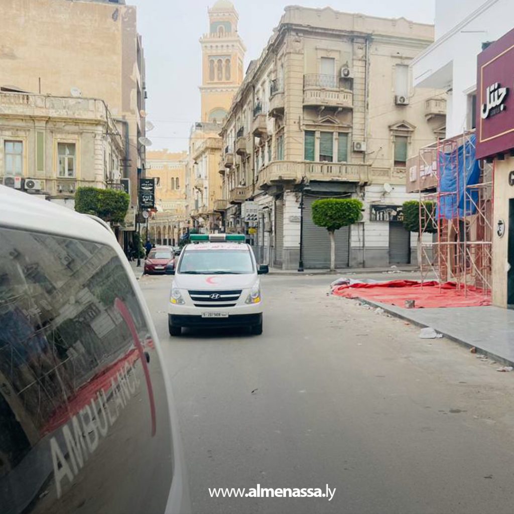 extra1111 31 الهلال الأحمر طرابلس ينفذ عمليات إخلاء ويُجري جولات تفقدية عقب إعلان الهدنة