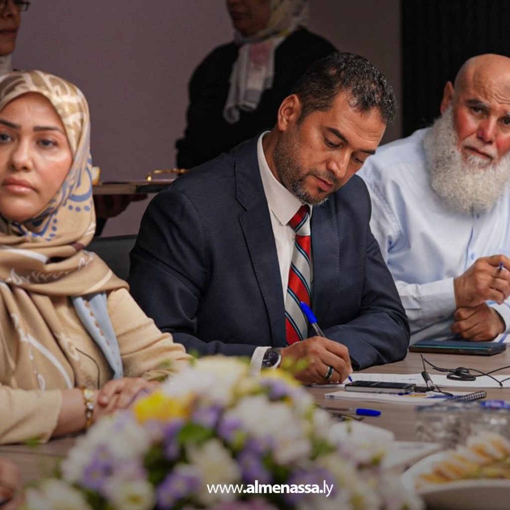 extra1111 75 خلال زيارتها لسوق الجمعة.. خوري تلتقي ممثلين عن المنطقة وتدعو لتنحي الدبيبة وإنهاء المرحلة الانتقالية