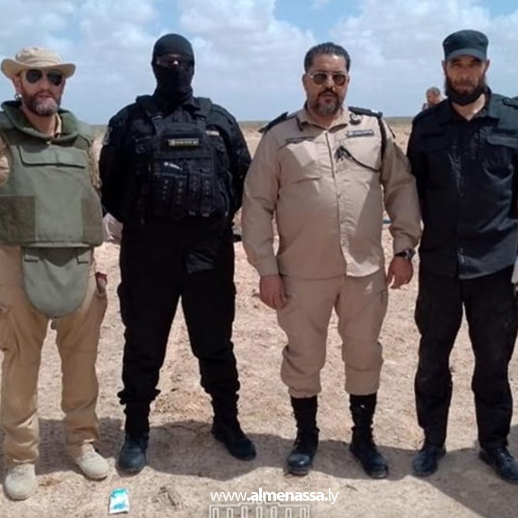 extra11111 2 المباحث الجنائية فرع الوسطى تنفذ عملية تفجير ناجحة لمخلفات الحروب