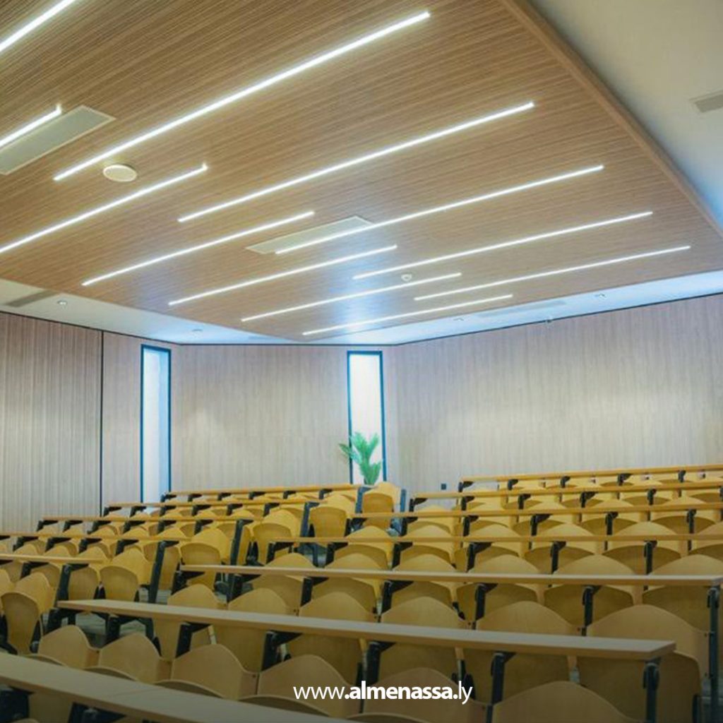 extra11111 26 مدير عام صندوق الإعمار يجري جولة ميدانية بمباني كليات جامعة بنغازي