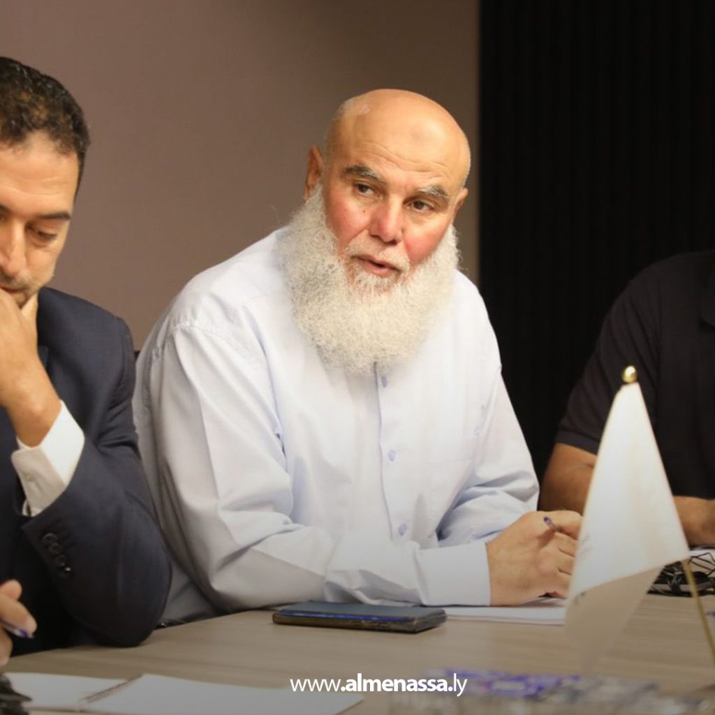 extra11111 57 خلال زيارتها لسوق الجمعة.. خوري تلتقي ممثلين عن المنطقة وتدعو لتنحي الدبيبة وإنهاء المرحلة الانتقالية