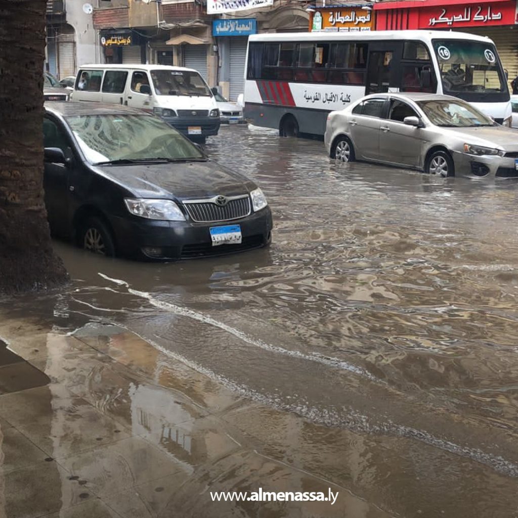 extra11111 64 عاصفة ثلجية غير مسبوقة تضرب الإسكندرية وترفع حالة الطوارئ إلى القصوى