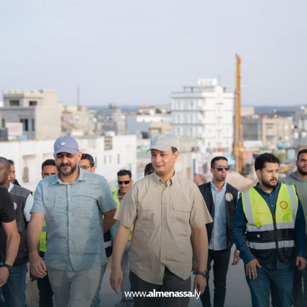 extra111111 30 مدير صندوق التنمية يزور البيضاء لمتابعة مشاريع البنية التحتية