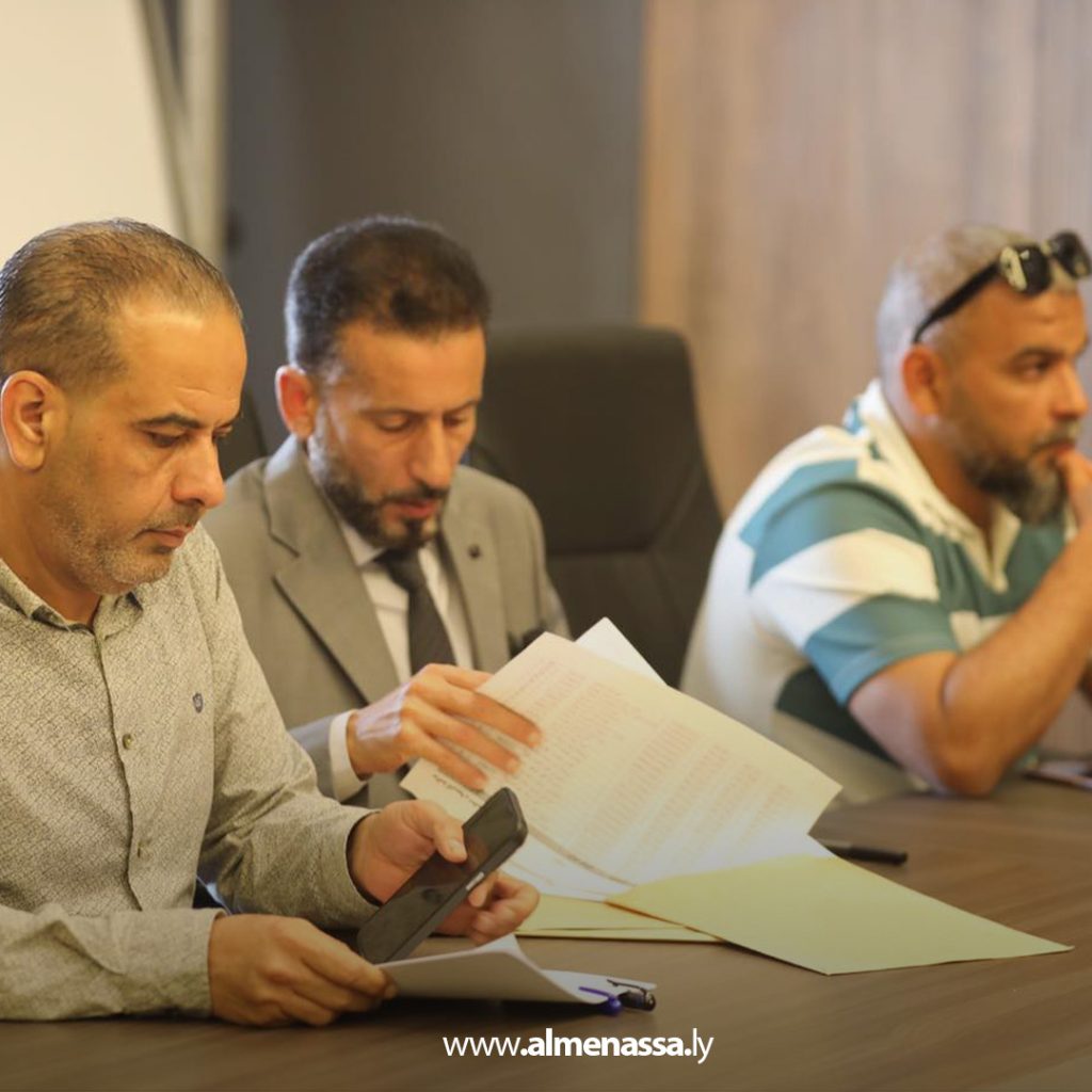 extra111111 6 اجتماع في بنغازي لمتابعة صرف مستحقات المعينين وأصحاب العقود المتعثّرة بالتعليم