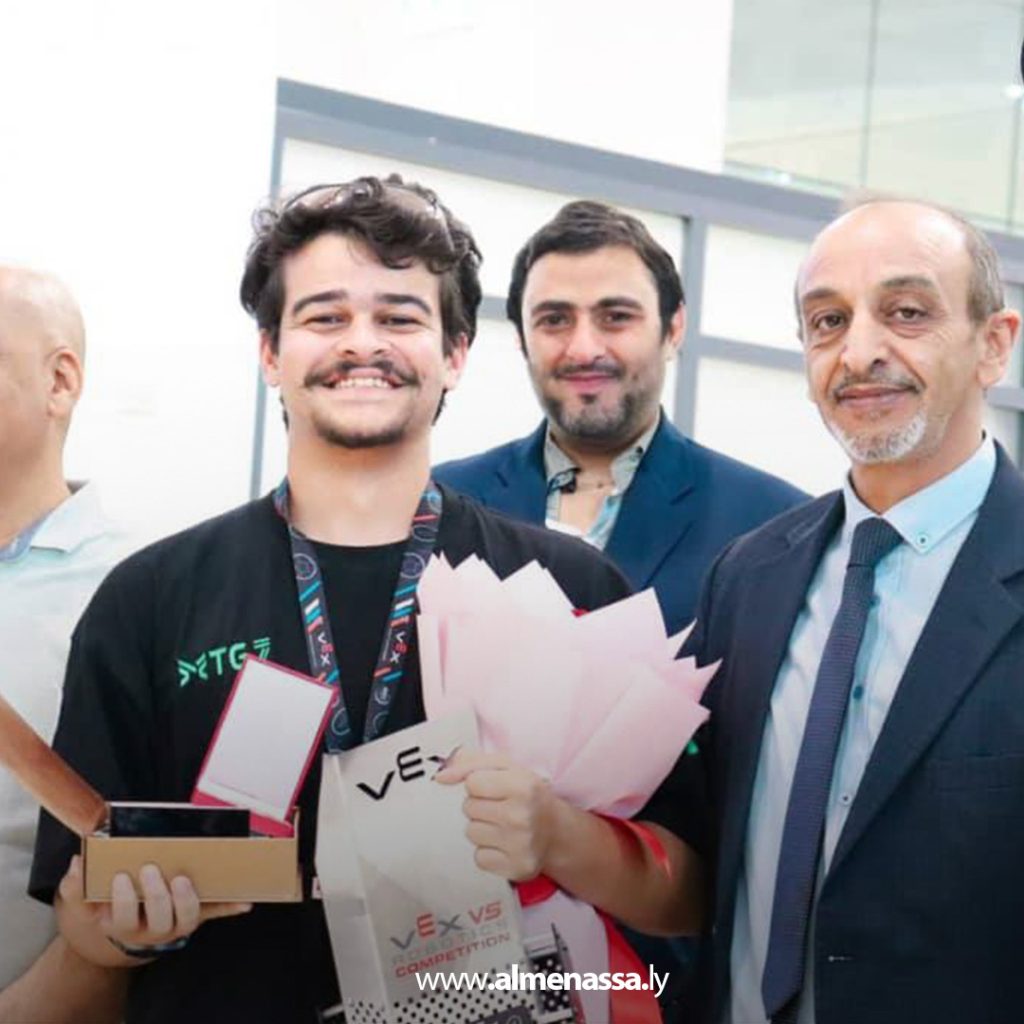 extra1111111 33 الخارجية الليبية تستقبل فريق MTG7 بعد فوزه في بطولة روبوتات عالمية
