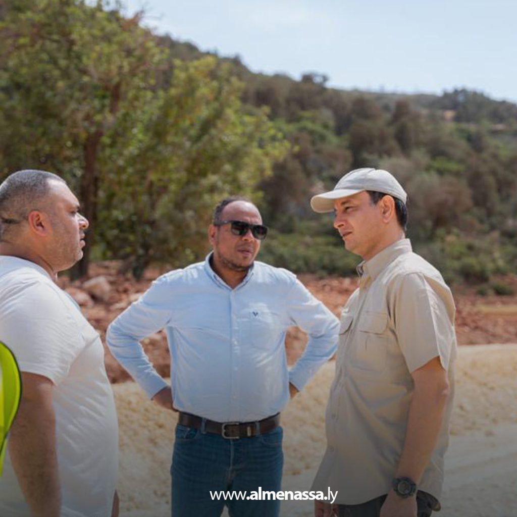 extra111111111 15 مدير صندوق التنمية يزور البيضاء لمتابعة مشاريع البنية التحتية