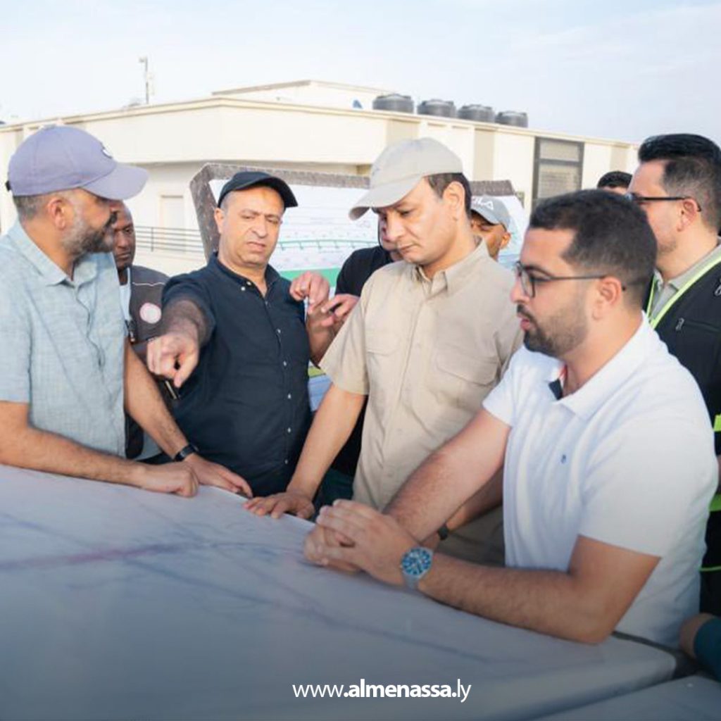 extra1111111111 12 مدير صندوق التنمية يزور البيضاء لمتابعة مشاريع البنية التحتية