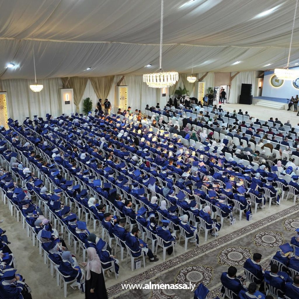 extra11111111111 18 خلال تكريم أوائل خريجي جامعة بنغازي.. النائب النويري: التعليم أساس ليبيا الجديدة