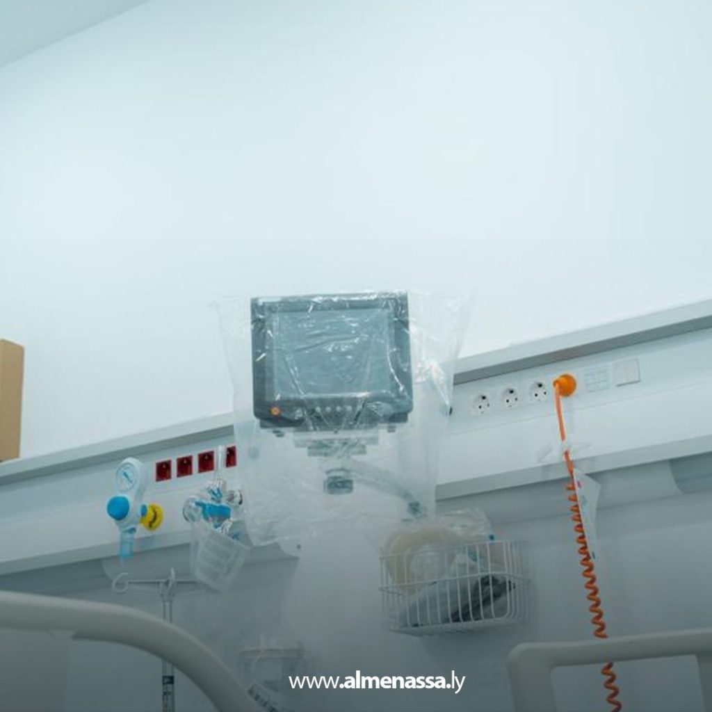 extra1111111111111111 1 مدير عام صندوق الإعمار يتفقد مشروع تطوير مركز الكيش الطبي في بنغازي